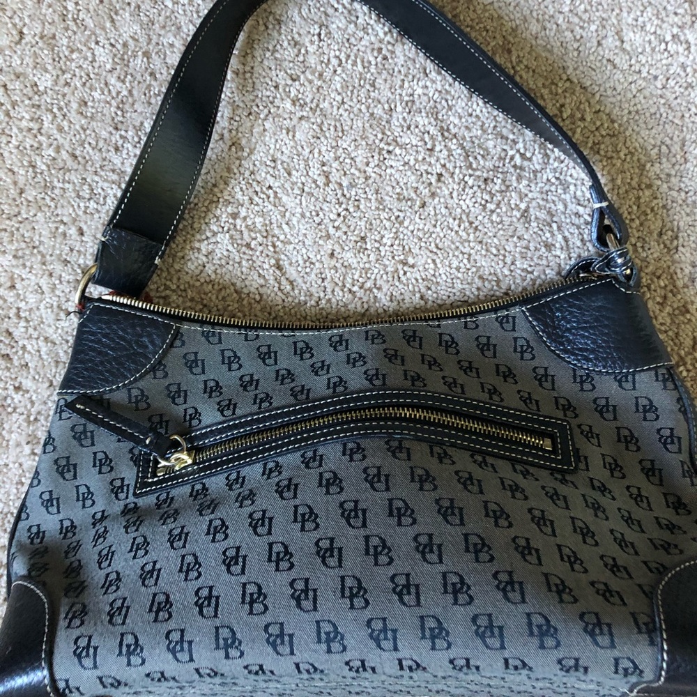 Dooney & Bourke Purse